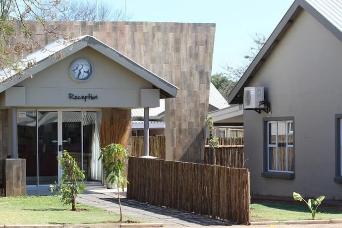 Tlou Safari Lodge, Primary image