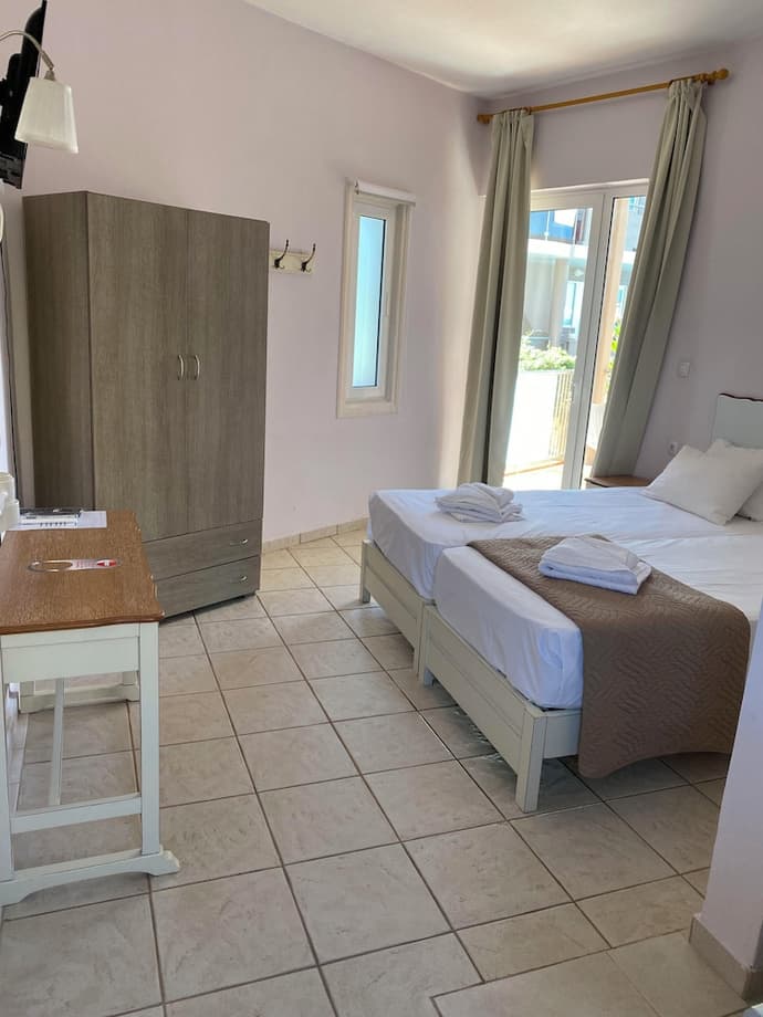 Girogiali Hotel, Primary image