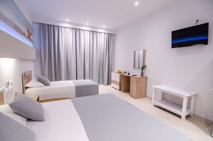 Galazio Beach, Primary image