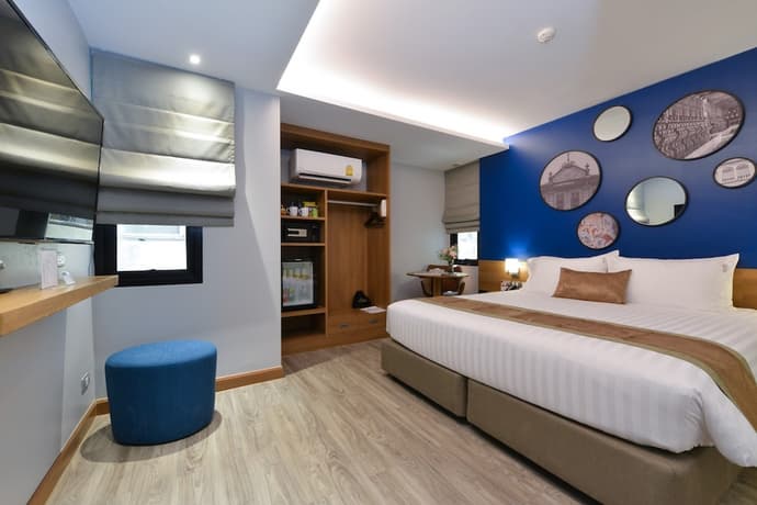 Aspira One Sutthisan, Primary image