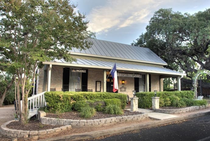 The Evers House, Primary image