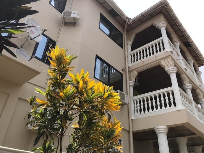 Ishmajoso Lodge, Primary image