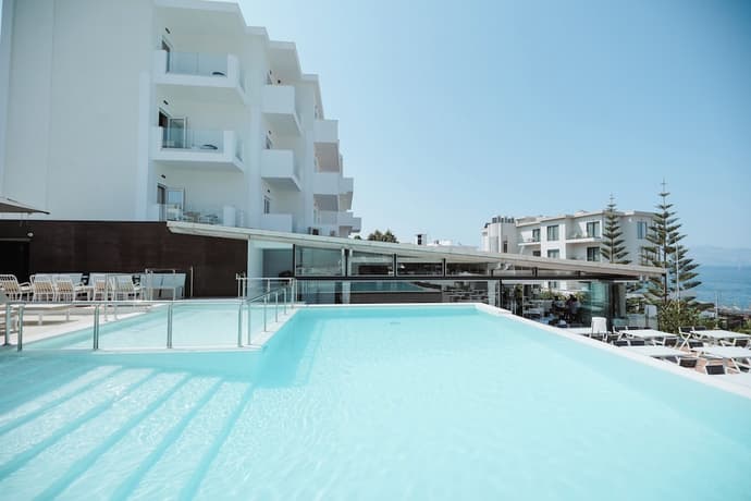 Hotel Agimi, Primary image