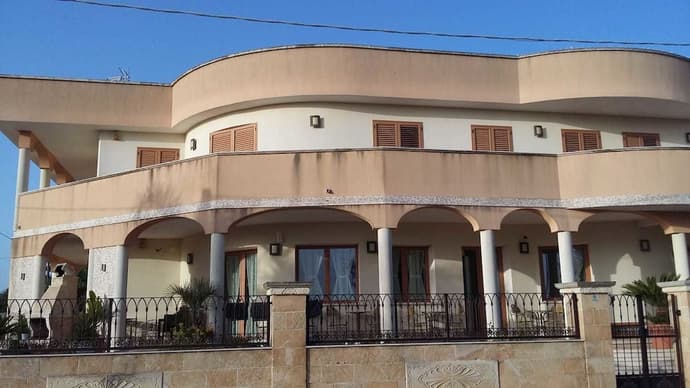 B&B Arcobaleno, Primary image