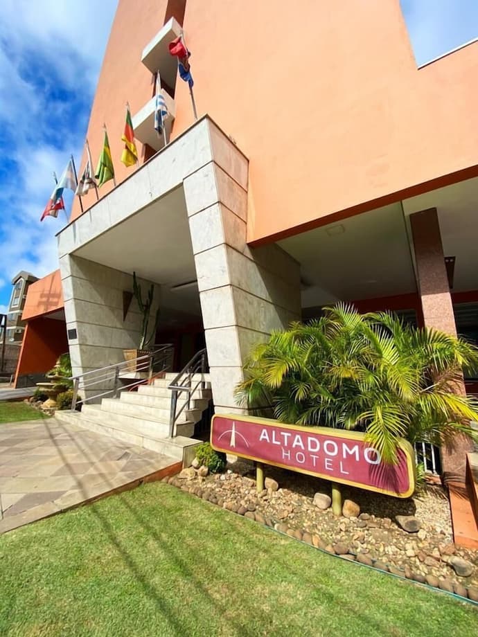 Altadomo Hotel, Primary image