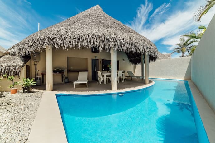 Waves at Surfside, Primary image