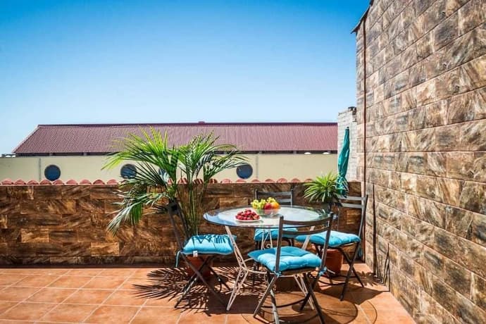 Hostal Poseidón, Primary image