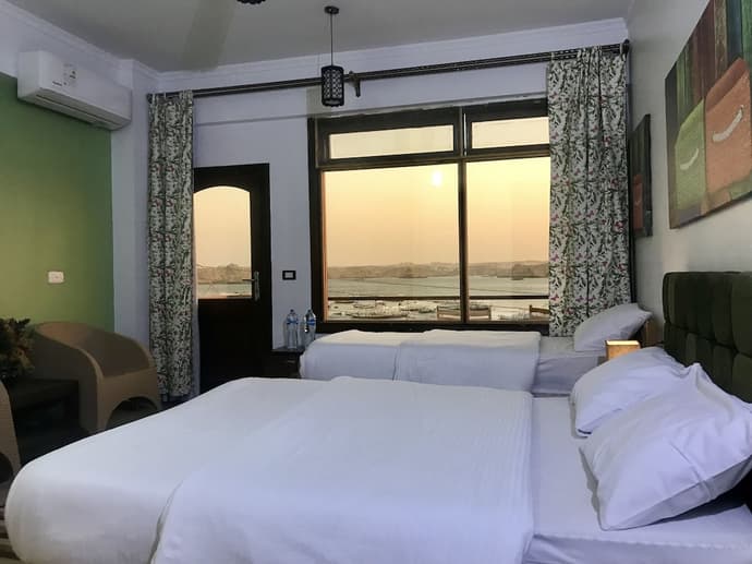 Villa Misk, Primary image