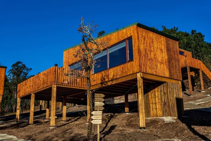 Nidos de Carnota, Primary image