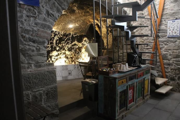 5 Terre Pelagos 2, Primary image