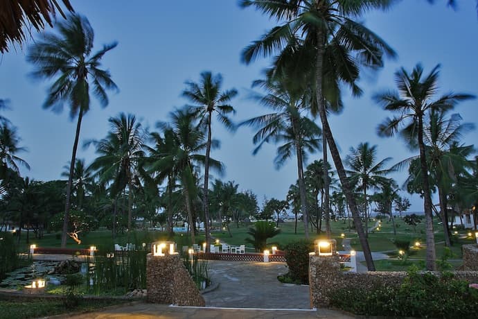 The Lawford Kenya, Primary image