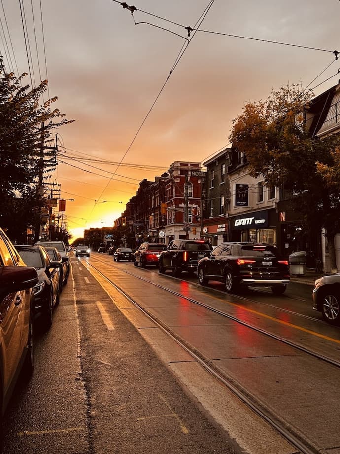 Queen Nest Hotel, Primary image