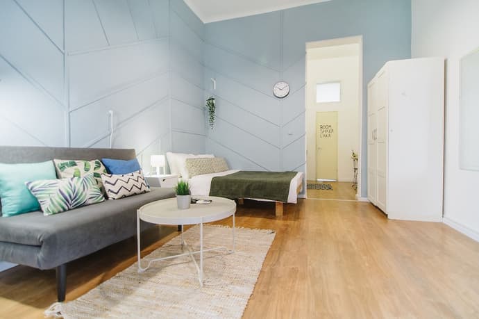 15 Ben Yehuda Studios, Primary image