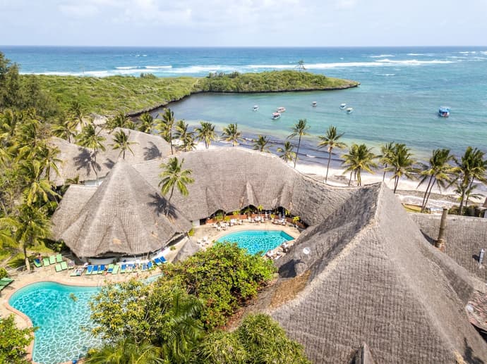 Blue Bay Village, Primary image