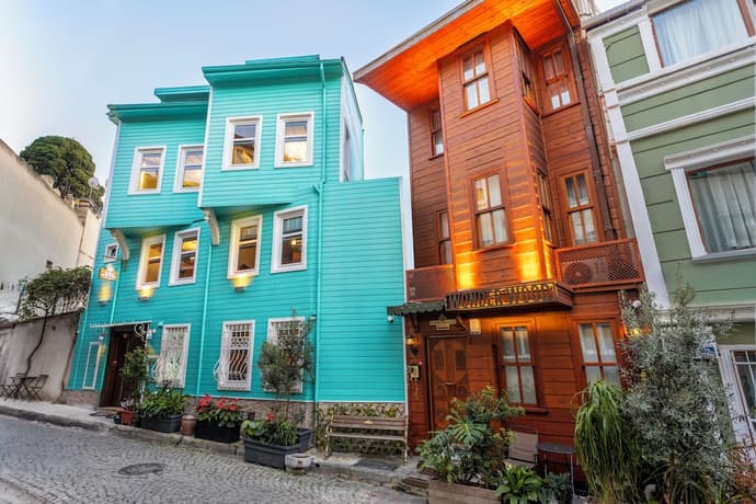 Wonder Wood Hotel, Primary image