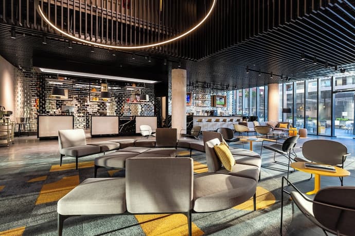 Ola Santiago Providencia, Tapestry Collection by Hilton, Primary image