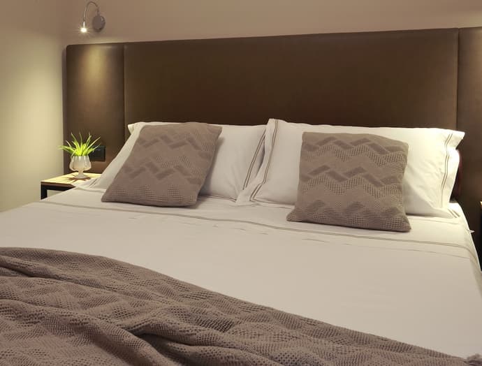 Hotel Aloisi, Primary image