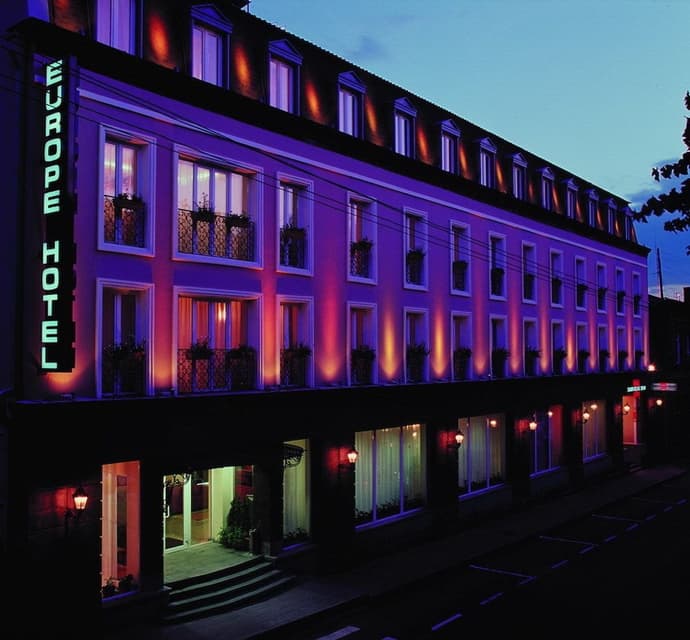 Europe Hotel, Primary image