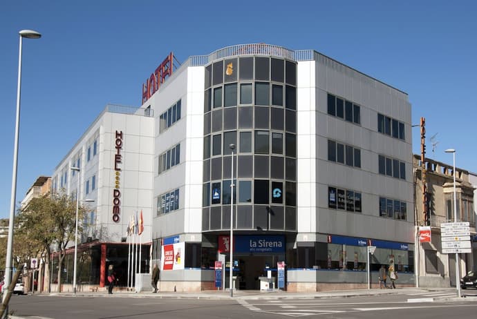 Hotel Domo, Primary image