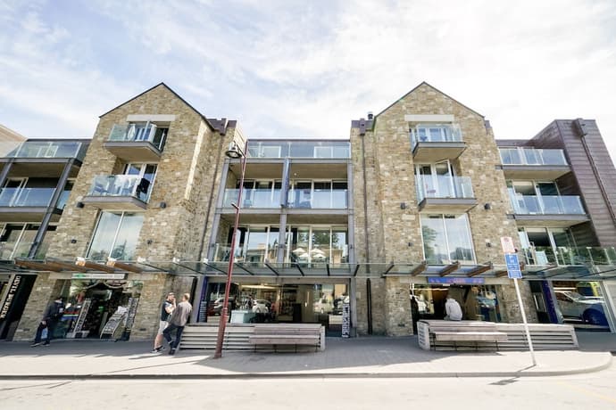 Nomads Queenstown Backpackers, Primary image