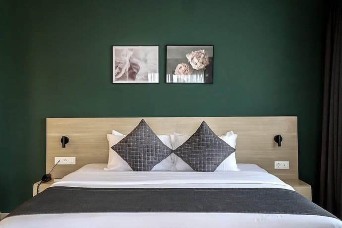 Ivotel Abidjan, Primary image