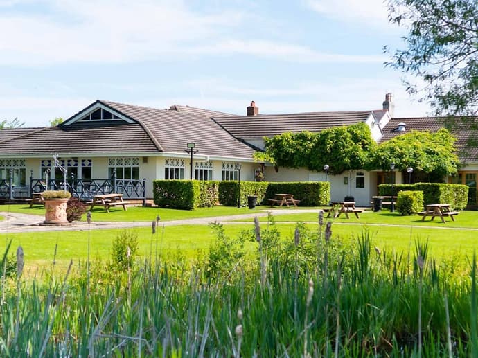 Hotel Wrexham, Primary image