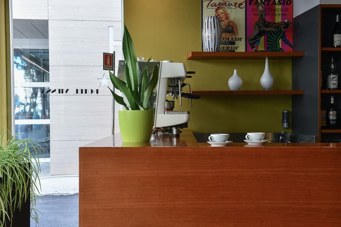 Hotel Vienna, Primary image