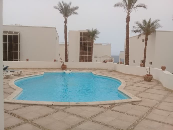 Carlton Luxury Resort, Primary image