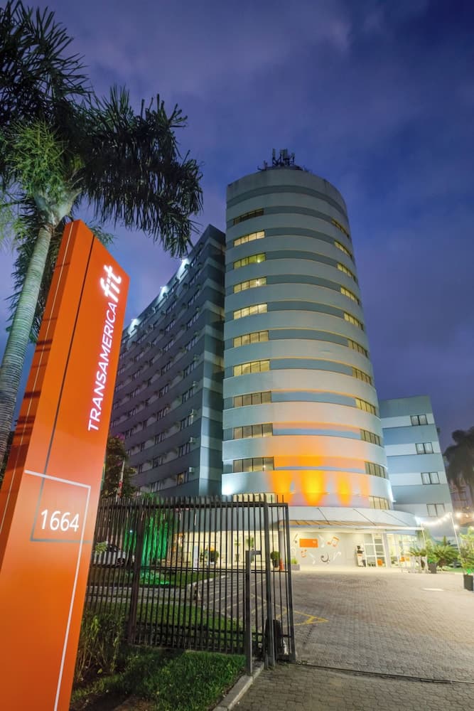 Transamerica Fit Villa Lobos, Primary image