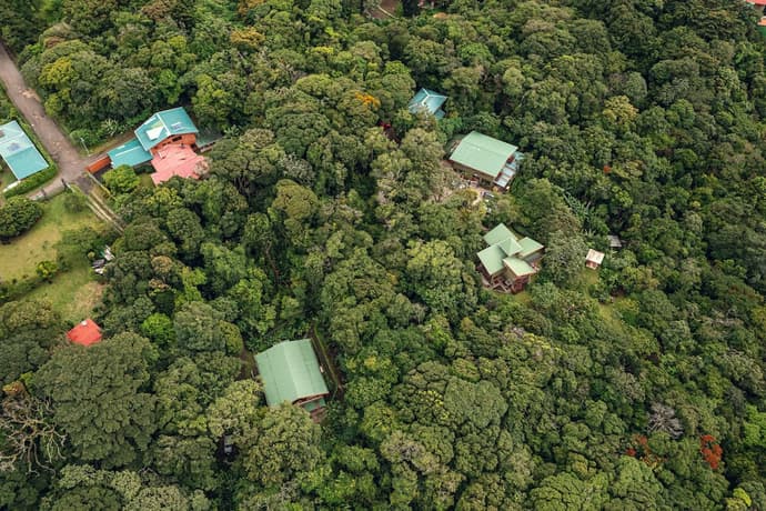 Cala Lodge, Primary image