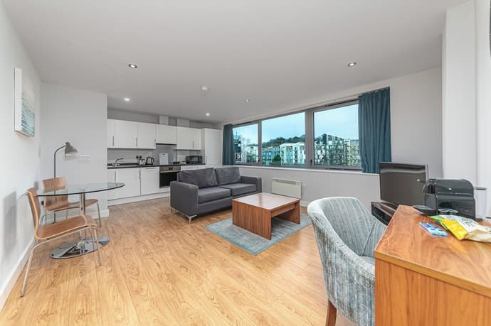 HQ Aparthotel Farnborough, Primary image