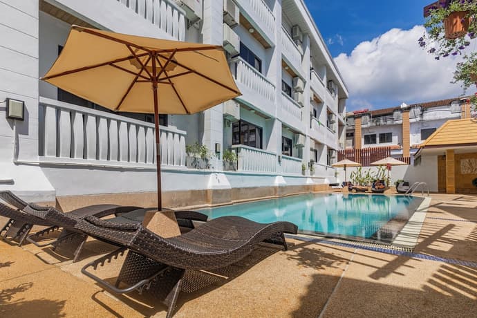 Rattana Beach Hotel, Primary image