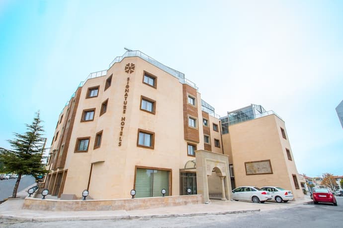 Signature Hotels & Spa, Primary image