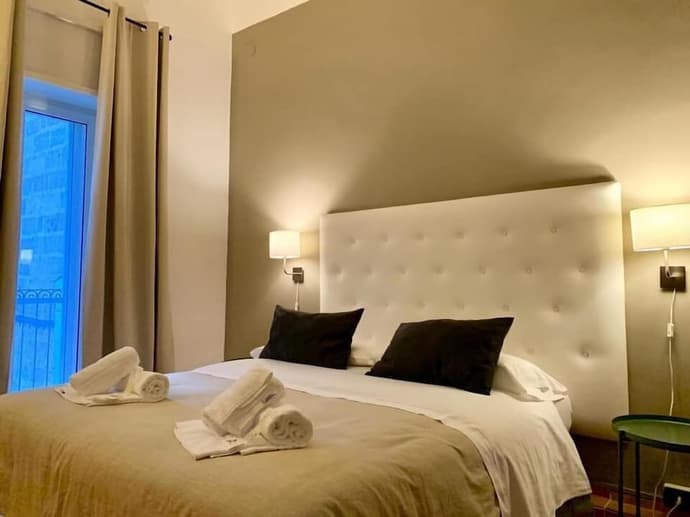 A Due Passi dal Ponte, 