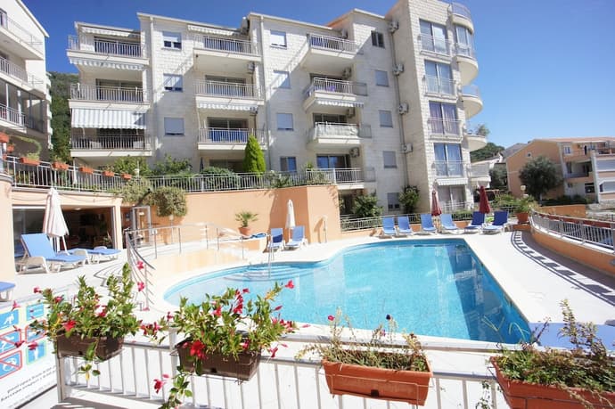 Petrovac Bay Apartments, Primary image