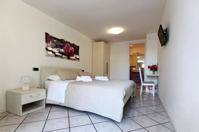 A Casa Di Amici, Primary image