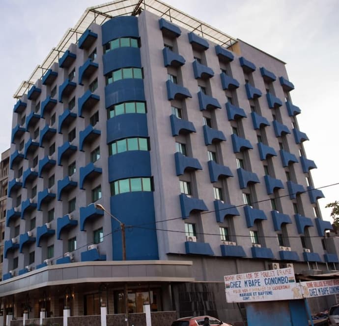 Hotel Sonia, Primary image