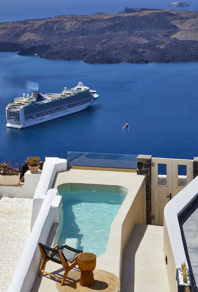 You And Me Suites, Primary image