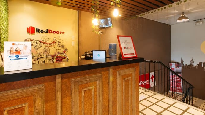 RedDoorz near Fishermall Quezon City, Primary image