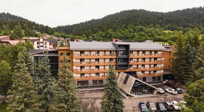 Bakuriani Inn, Primary image