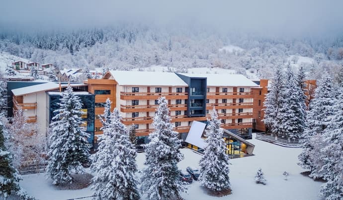 Bakuriani Inn, Primary image