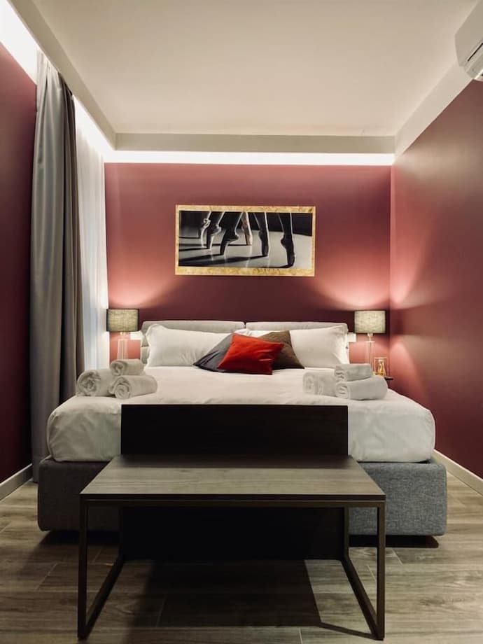 Dimora del teatro, Primary image