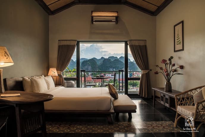 Le Clos Du Fil, Primary image