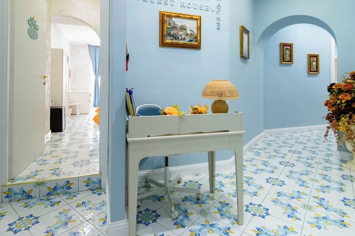 Alma Adry, Reception