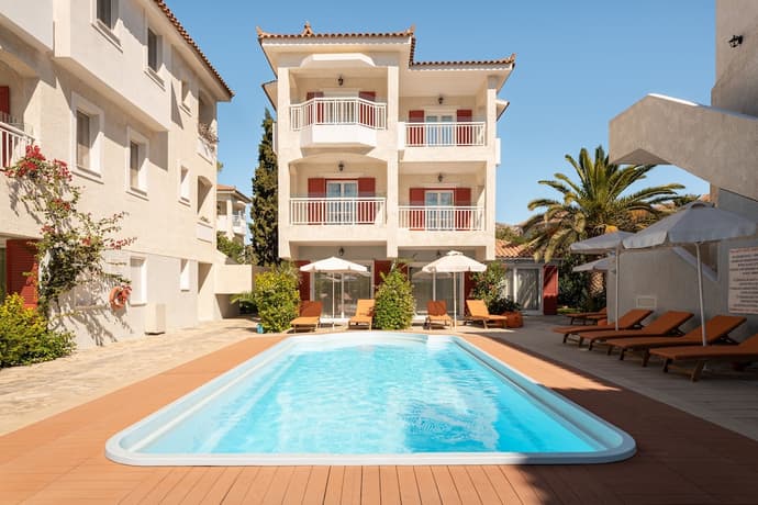 Hydrele Beach Hotel, Primary image