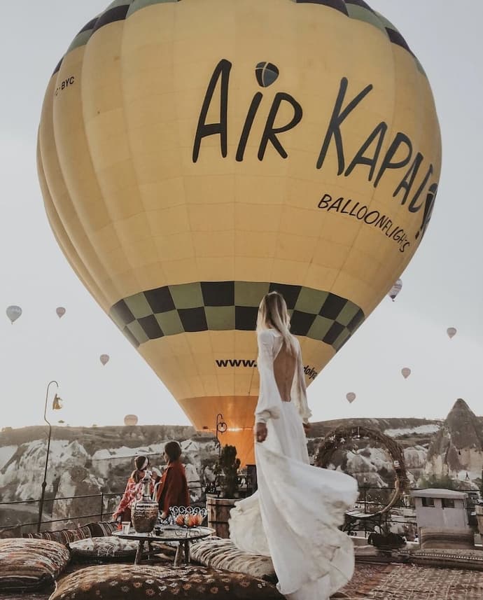 Divan Cave House, Primary image