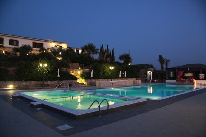 Don Giovanni Hotel, 