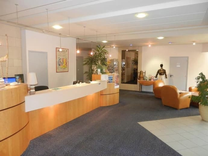 Hotel Dupleix, Primary image