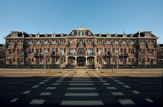 The Manor Amsterdam, Primary image