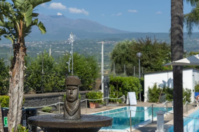 Atlantis Palace Hotel, Primary image